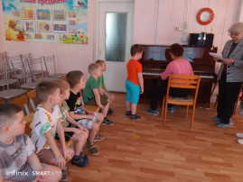 Прошла встреча с педагогами МХШ "Апрель" Прошла встреча с педагогами МХШ "Апрель".